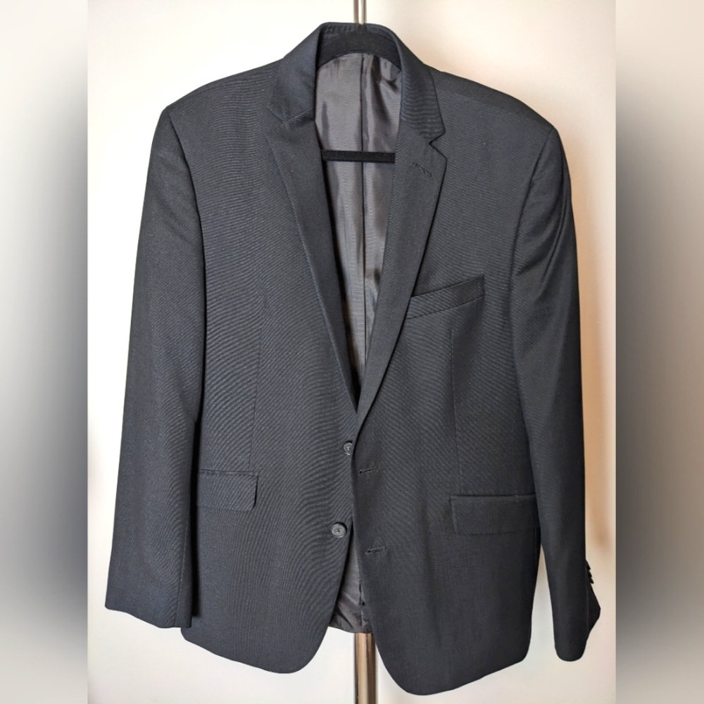 Kenneth Cole Reaction, 2-button Sport Coat, 42R, Black